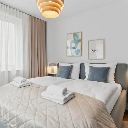 Deluxe Apartment In Bielefeld City Mit Parkplatz Und Balkon Buitenkant foto