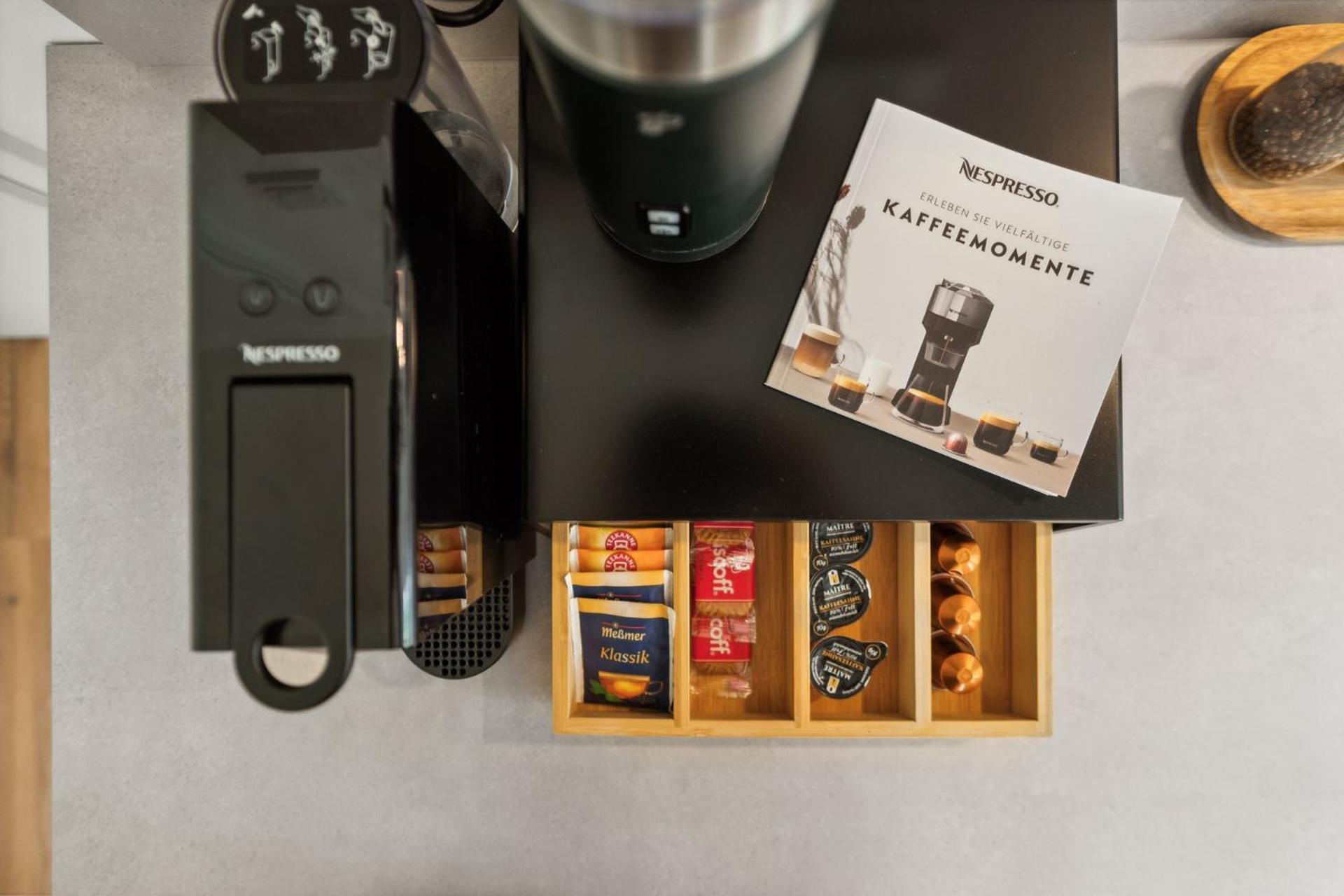 Deluxe In Mit Parkplatz Und Balkon * Bielefeld