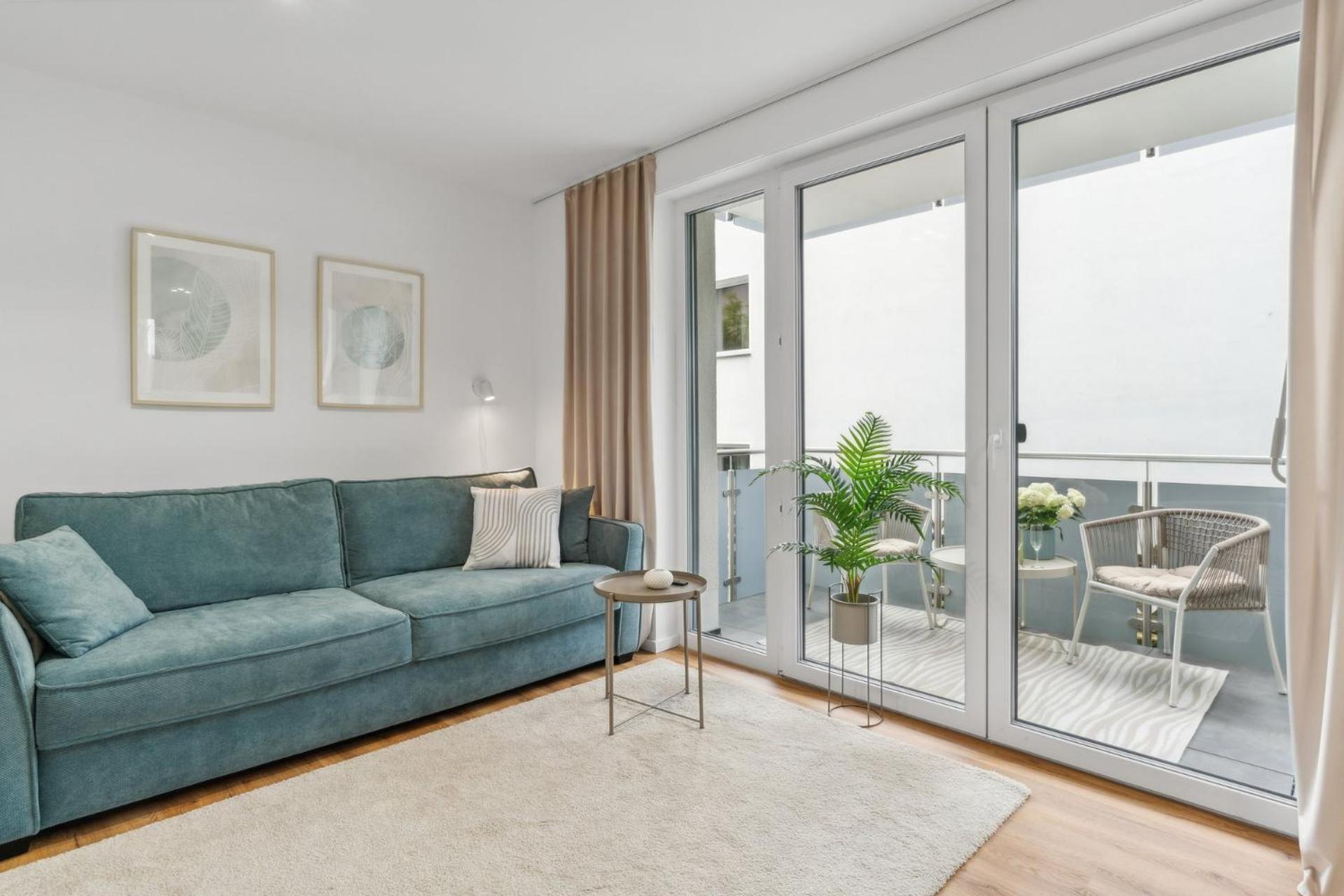 Apartment Deluxe In Mit Parkplatz Und Balkon