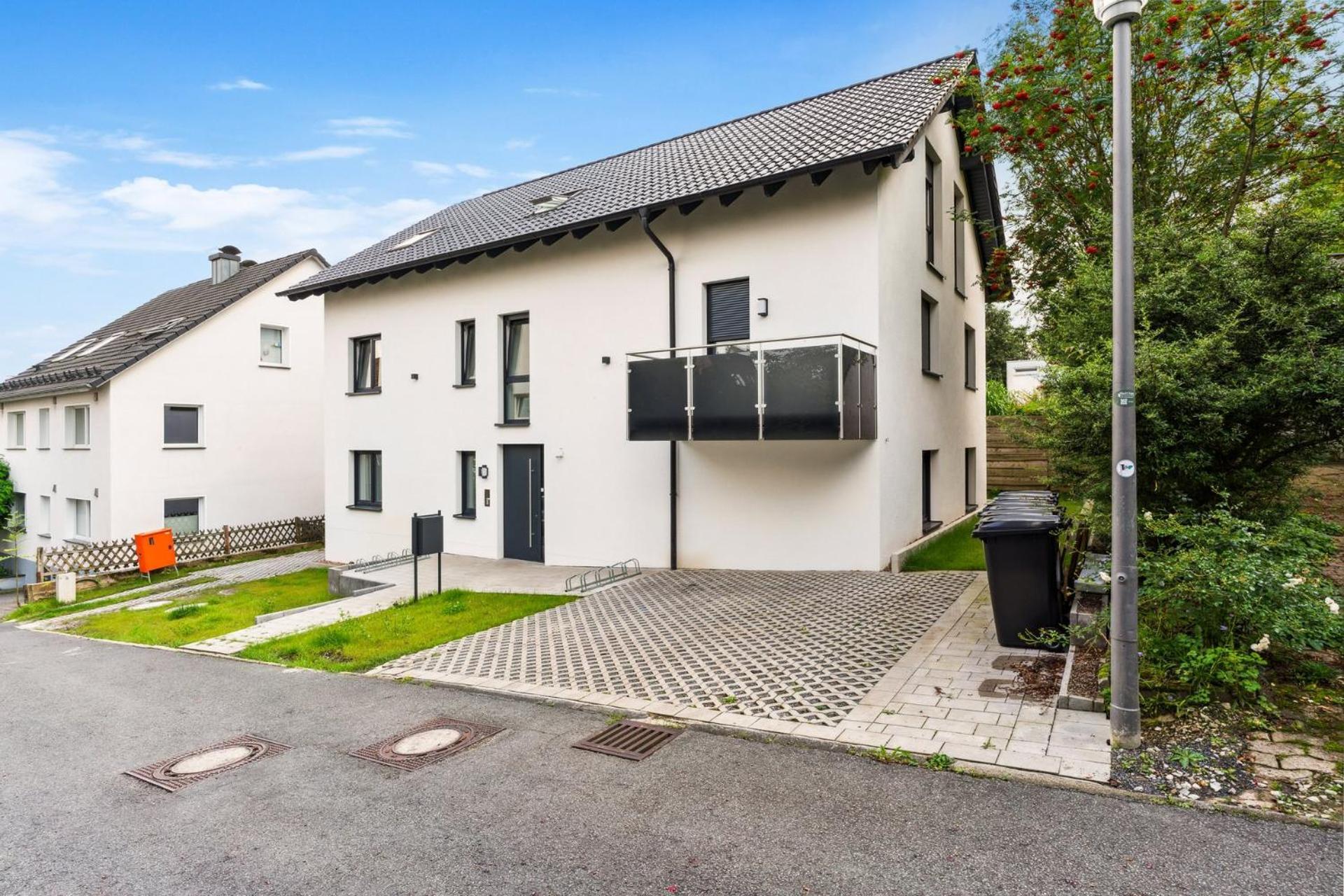 Deluxe In Mit Parkplatz Und Balkon Apartment