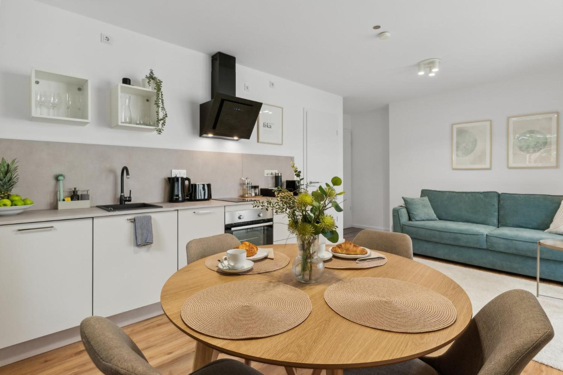Deluxe In Mit Parkplatz Und Balkon Bielefeld